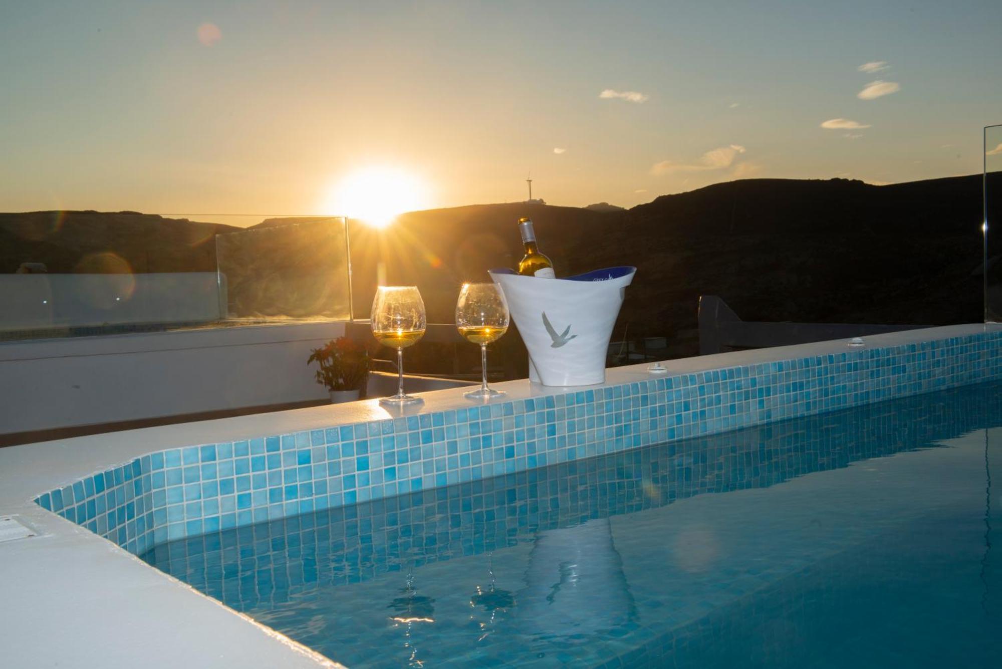 Myrsini'S Luxury Suites Merchia Mykonos Town Kültér fotó